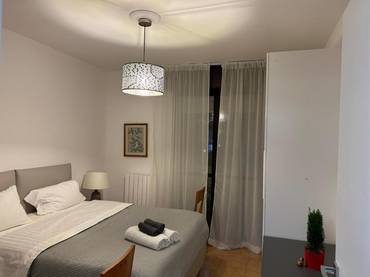 Casa Vacanze 1702, Con La Camera Matrimoniale Con Il Bagno Privato E Un Soggiorno Comune Milán Exterior foto